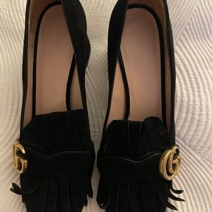 Gucci Shoes, gently worn size 37.5! Perfect for Fall and so comfortable!